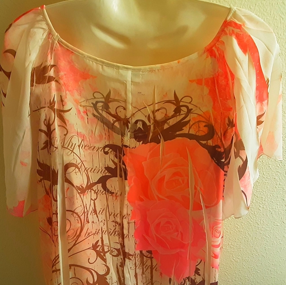 Cato Top Pink Floral Airbrush Peplum Hem Size 26/28W NWOT - Picture 10 of 15